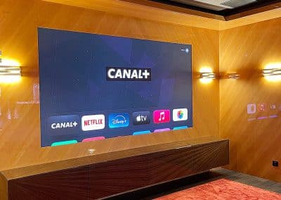 Ecran de cinéma ultra haute définition