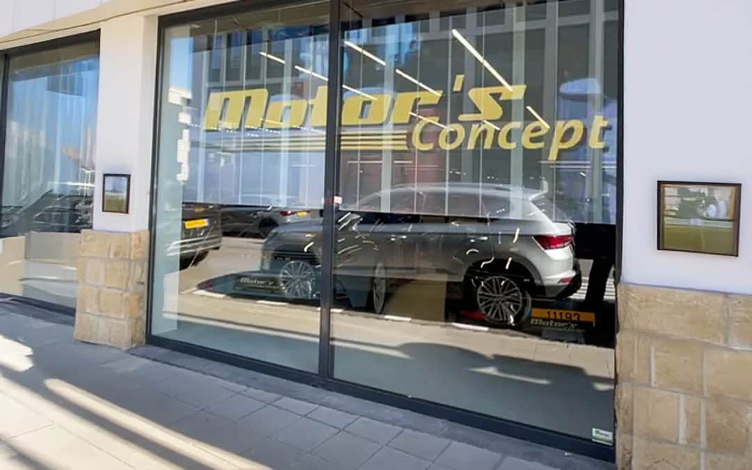 Écrans LED pour concession automobile